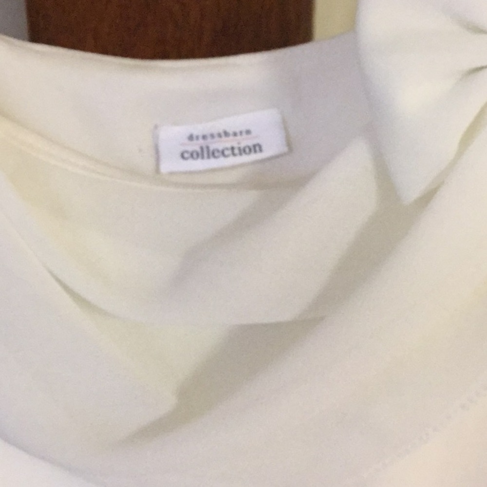 Women’s Top - Picture 3 of 3